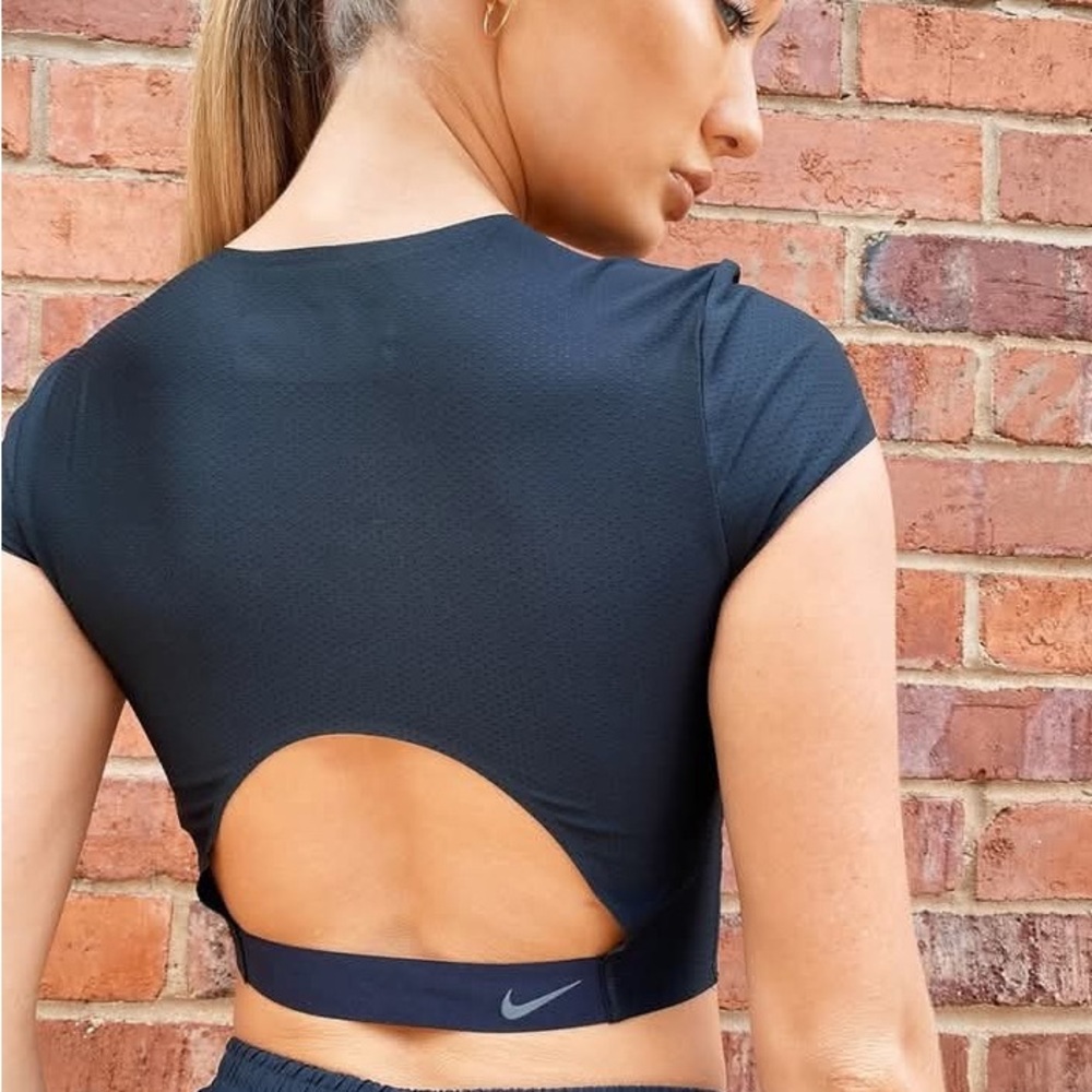 NWOT Nike City Ready Run